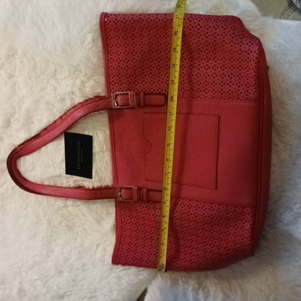 🦋New Large Size Tignanello Leather Laser Cut Large Pink Bag or Tote NWOT - Picture 4 of 17